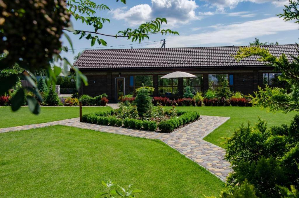 Villa Grand Family Rozhny Kültér fotó